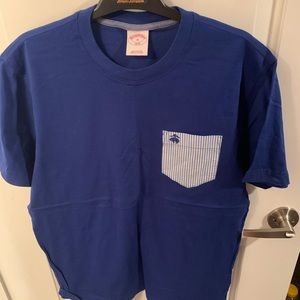 Men’s Brooks Brothers pocket tee